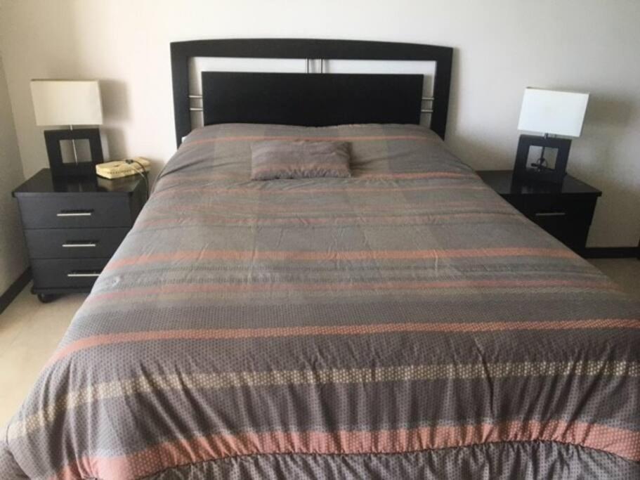 Beautiful 3 Bedroom, Fully Furnished, On The Beach Mazatlan Luaran gambar